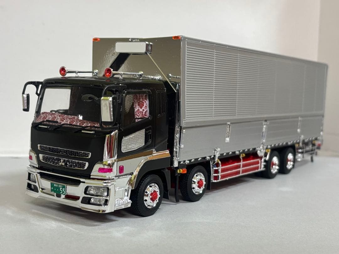 1/32 デコトラプラモデル スーパーグレート 4軸低床冷凍ウイング