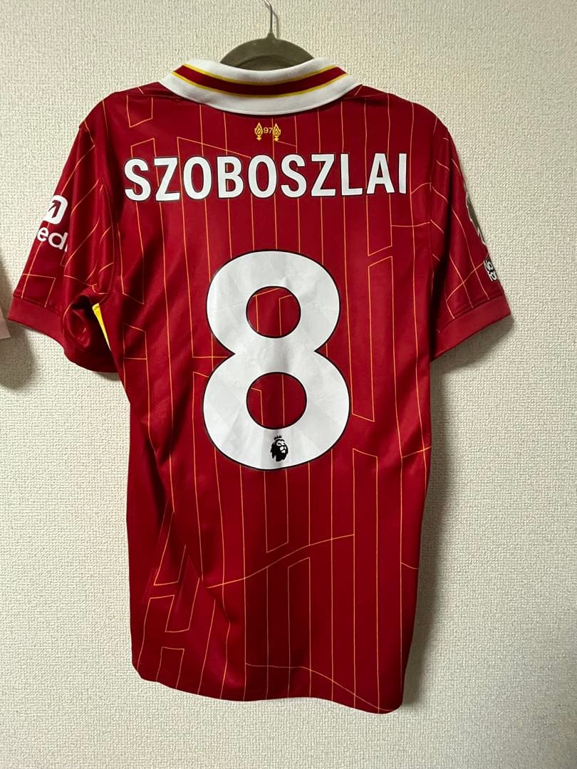 リヴァプール 24-25 ユニフォーム 8番 ソボスライ タオル、ボトル