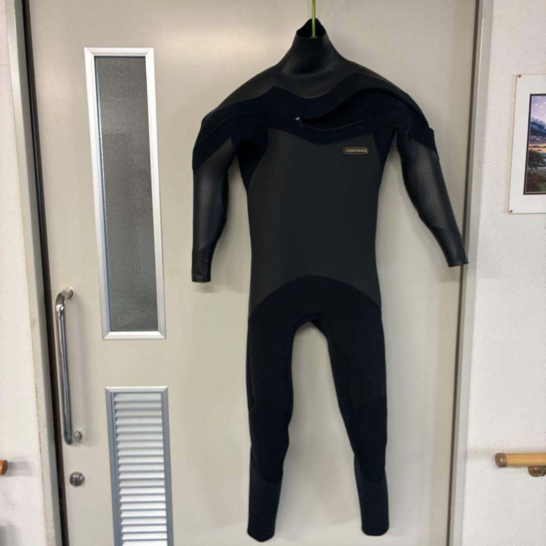 4Ｄウエットスーツ