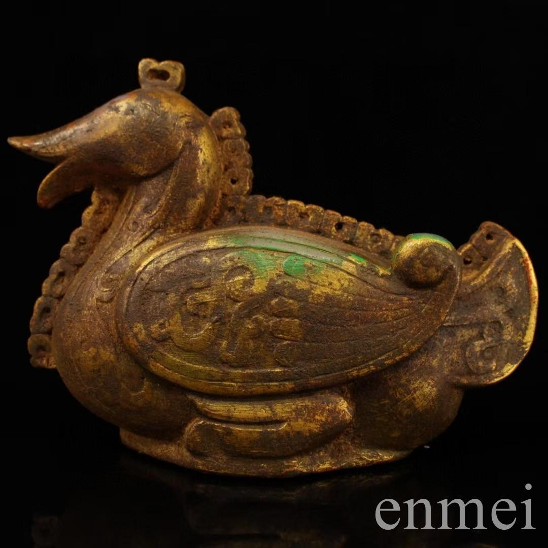 中国古美術・旧蔵白玉鎏金彩絵の鴨置物・置物・文房具・インテリア