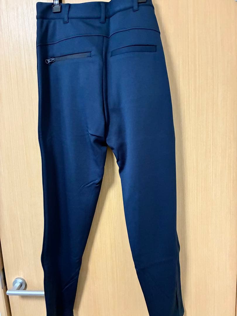 mutanさん専用新品　激安出品　muta 紺色 ゴルフパンツ