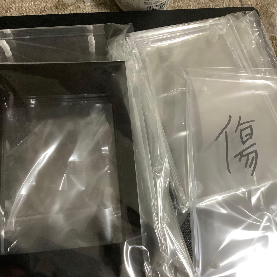 ウルトラプロ スクリューダウン1/2サイズ上下各5枚　アクリルフレーム黒5枚