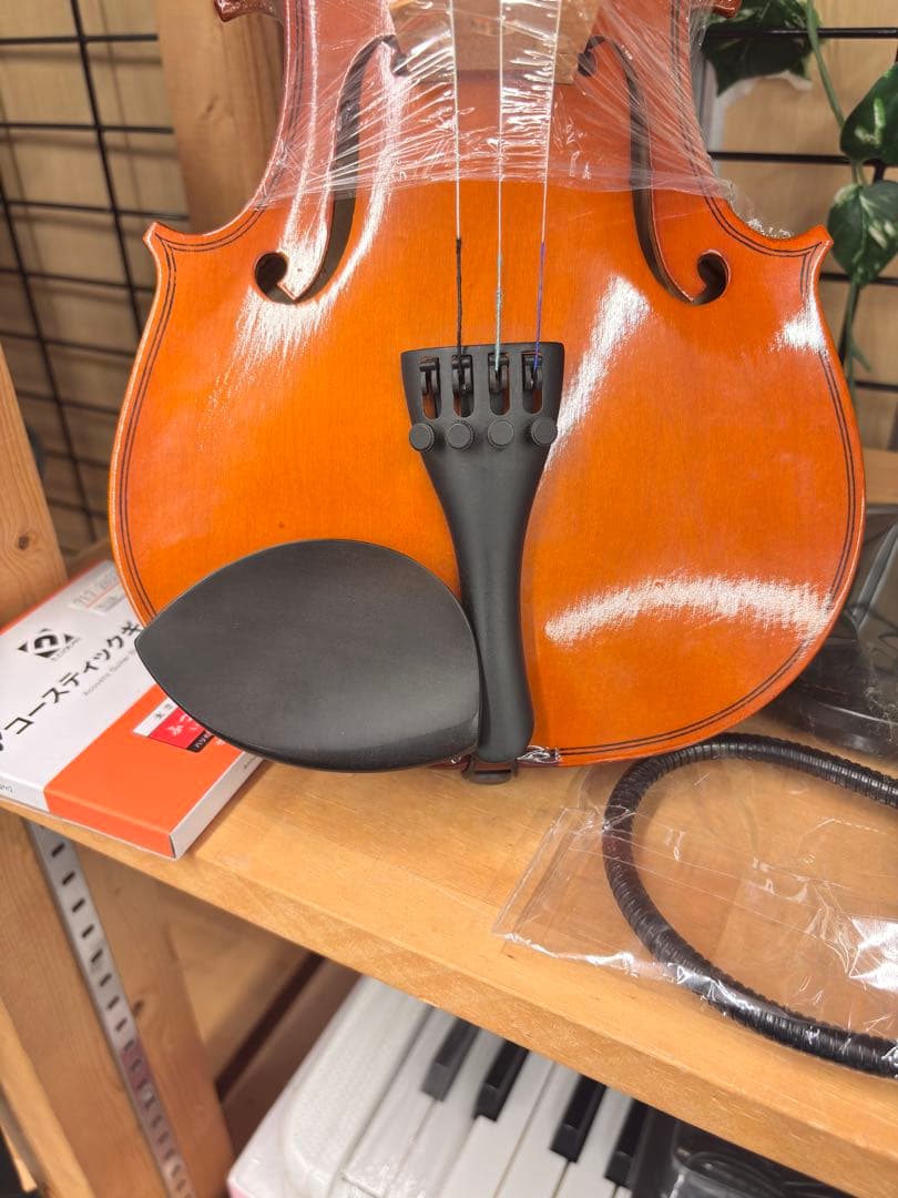オレンジ色 フルサイズバイオリン 本体
