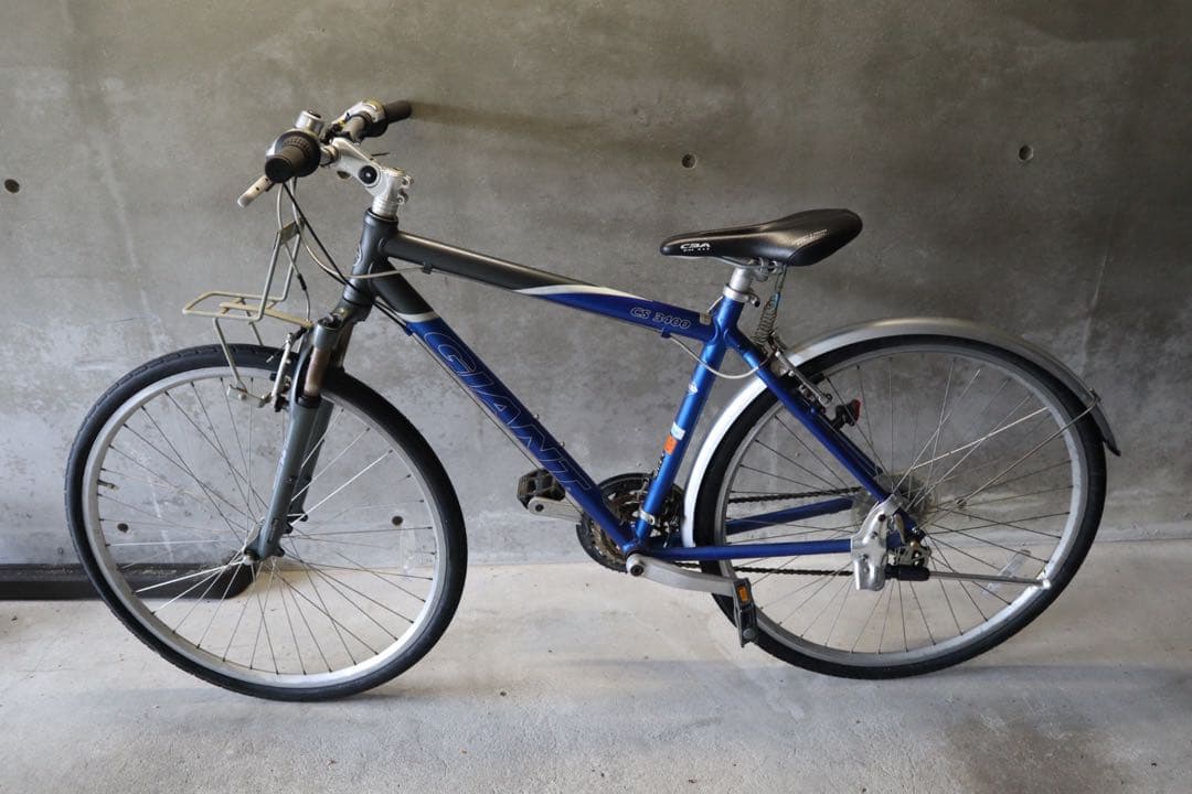 【引取り限定】Giant cs3400 クロスバイク 青 キャリア付き