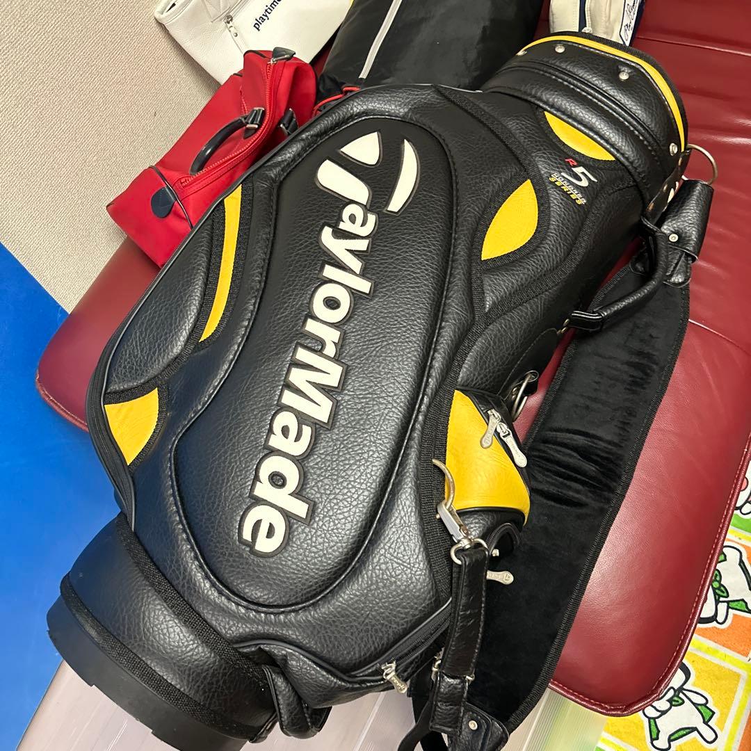 TaylorMade R5SERIESキャディーバッグ