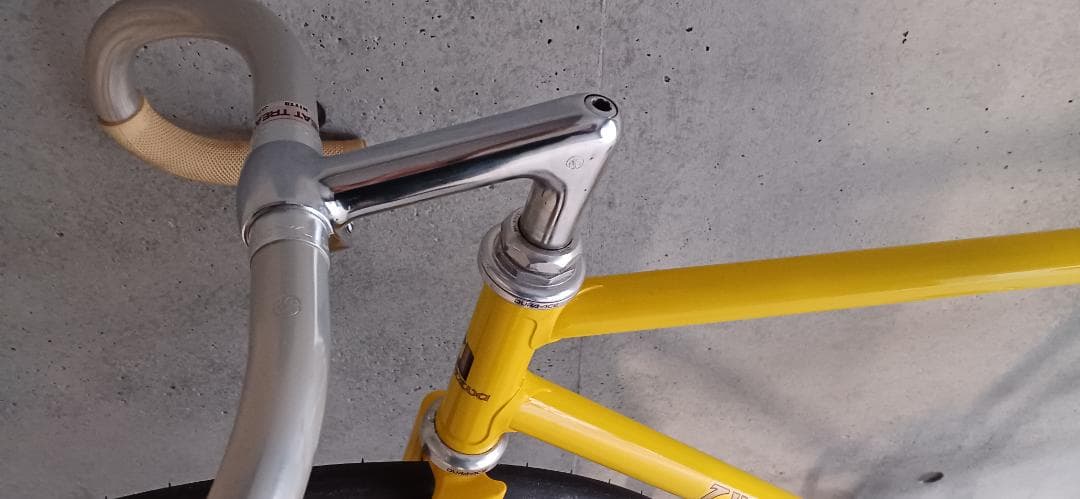 希少・実戦向き　UMEZAWA トラックレーサー 完成車 NJSパーツ多数