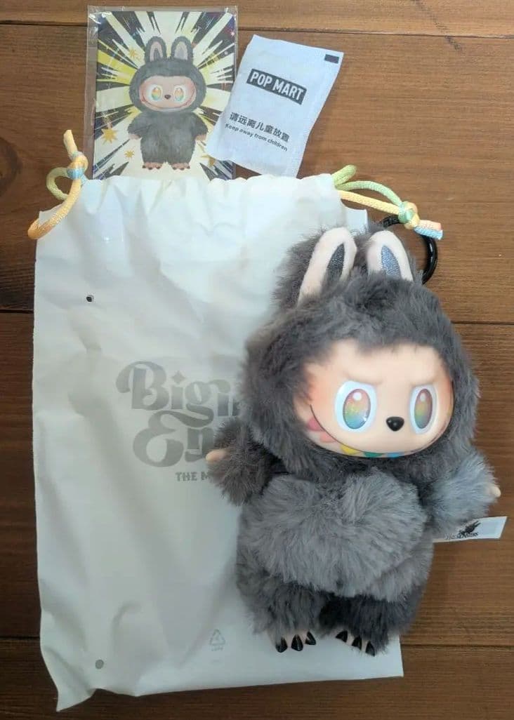 MONSTERS Big into energy LABUBU シークレット