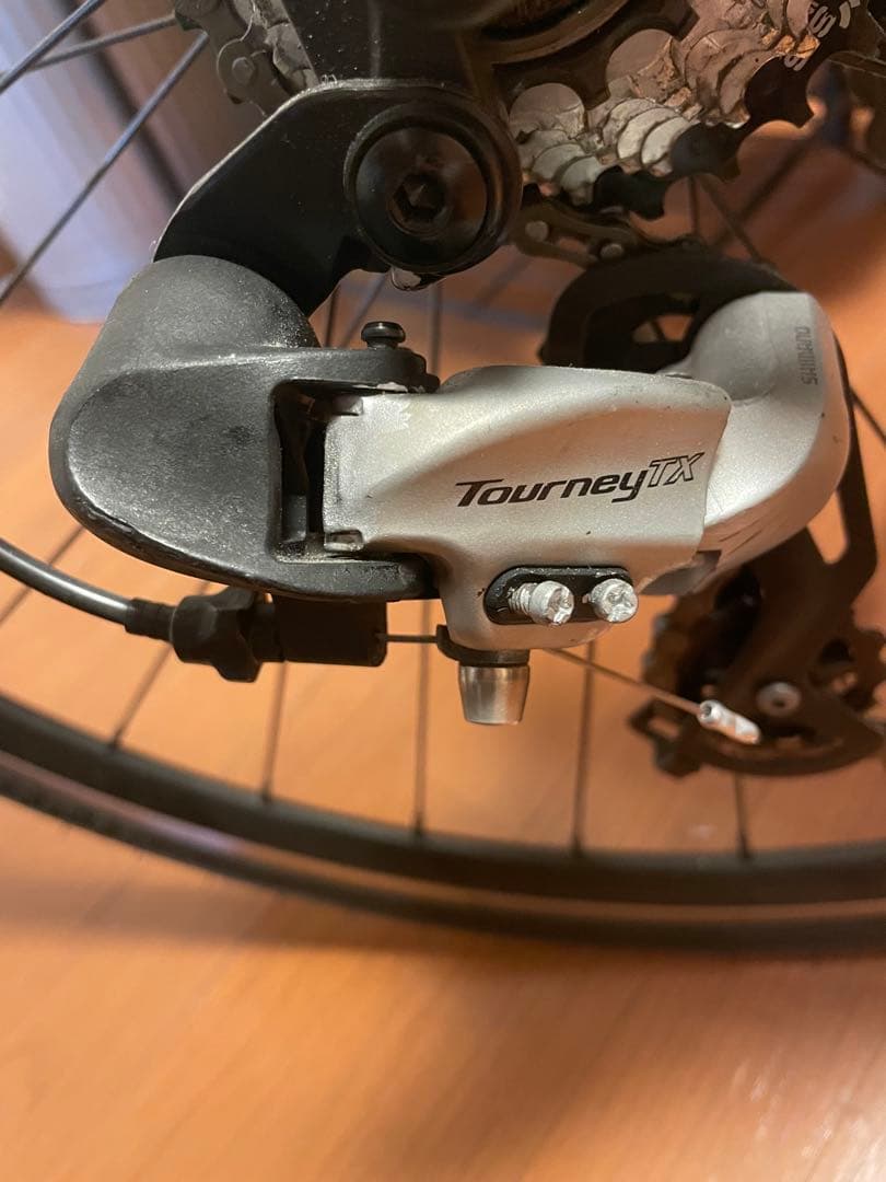 今月限定値引き！エアーオン クロスバイク 700C 21段