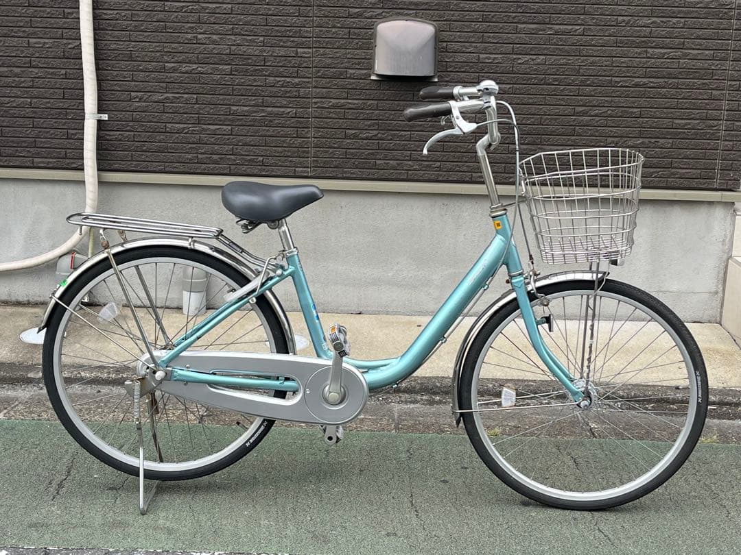 お*と様 中古ブリヂストン軽量アルミオート自転車24インチ★チェーンケース新品※