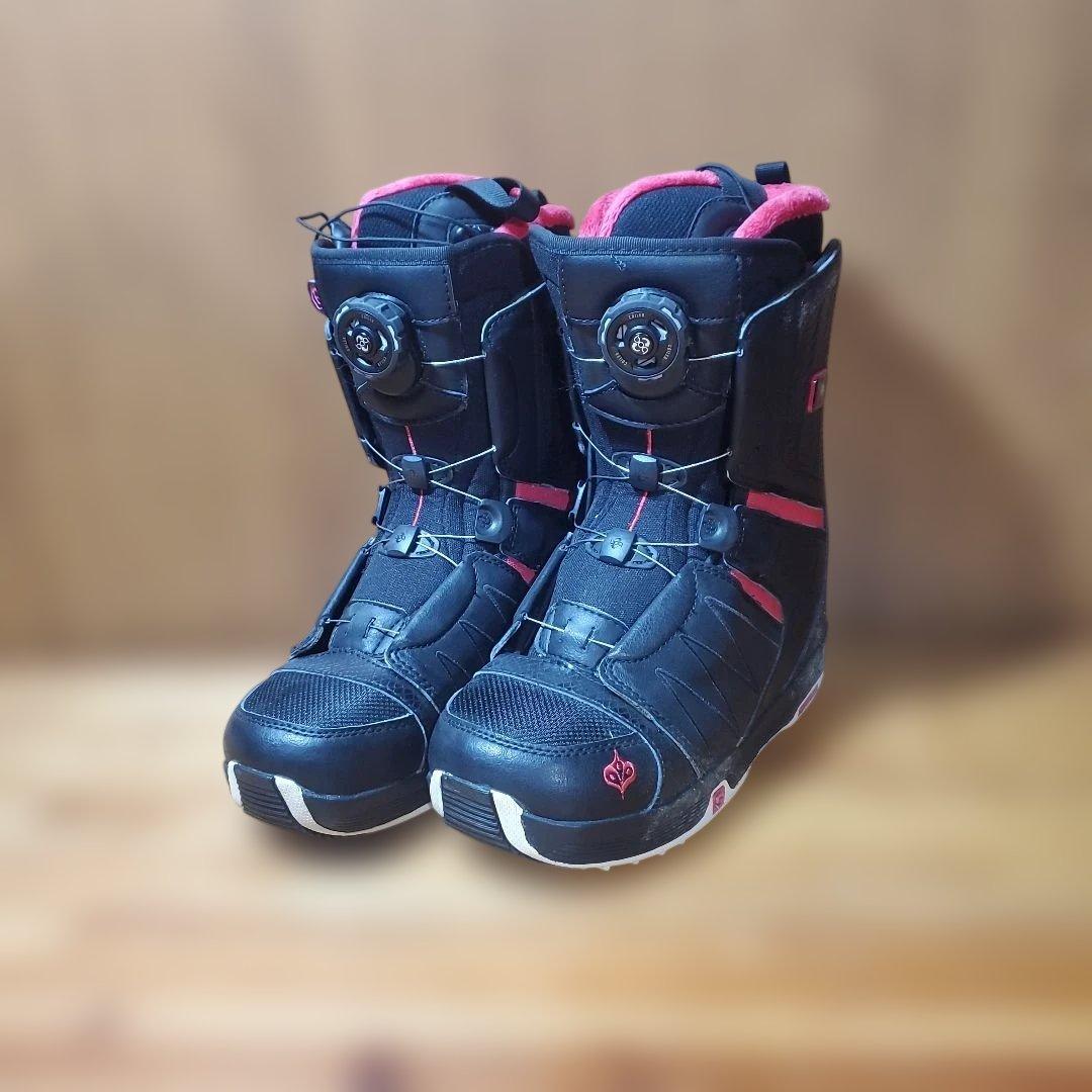 SALOMON スノーボードブーツ 23.5cm! 26168