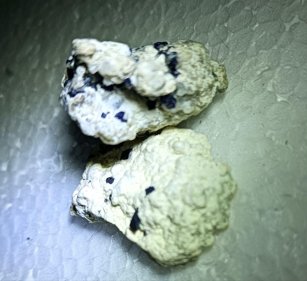 国産鉱物　逸見石　２個