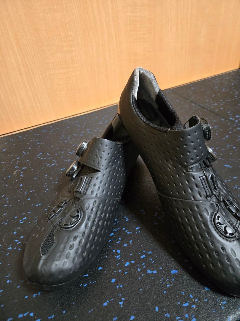 美品 shimano シマノSH-RC9、42.5サイズ（26.8cm）