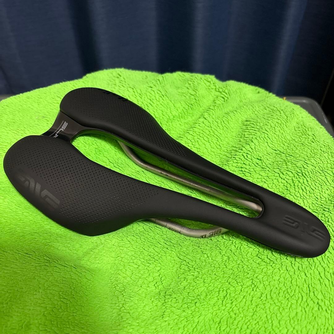 ENVE × SELLE ITALIA SLR ブーストチタンサドル 130mm