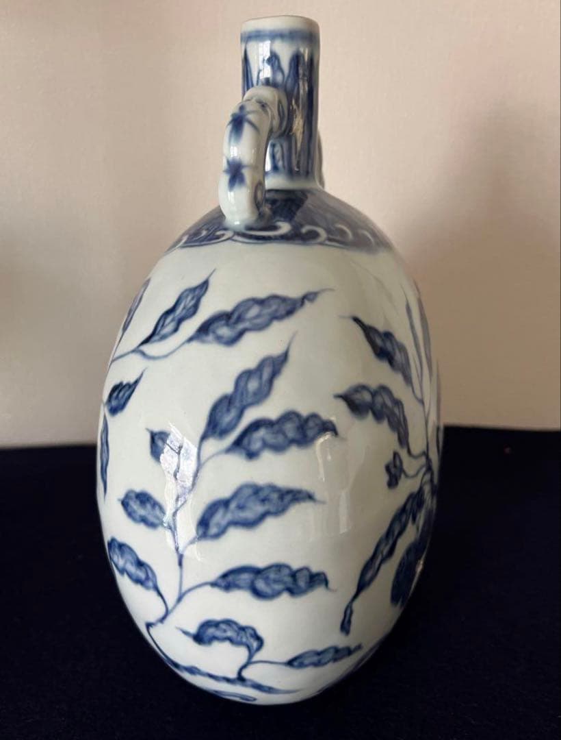 中国古美術　青花れい枝文双耳扁壺 大明永楽時代