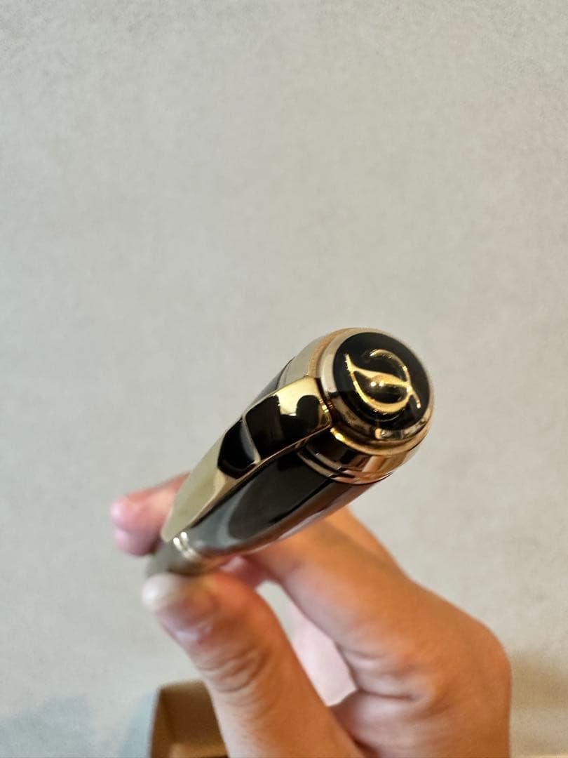 エス・テー・デュポン「ラインD ボールペン　ラージ 純正漆(ブラウンゴールド)」