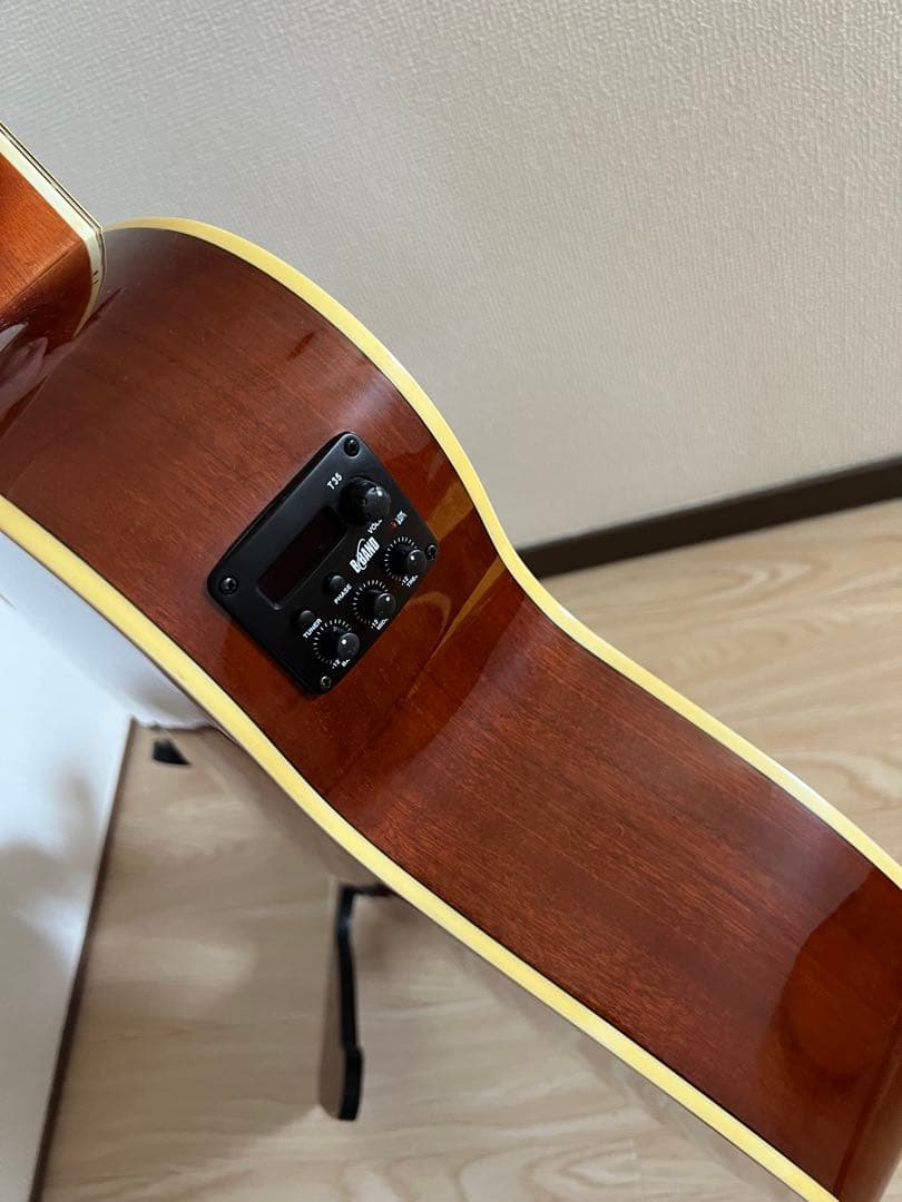 Lumber アコースティックギター　エレアコ