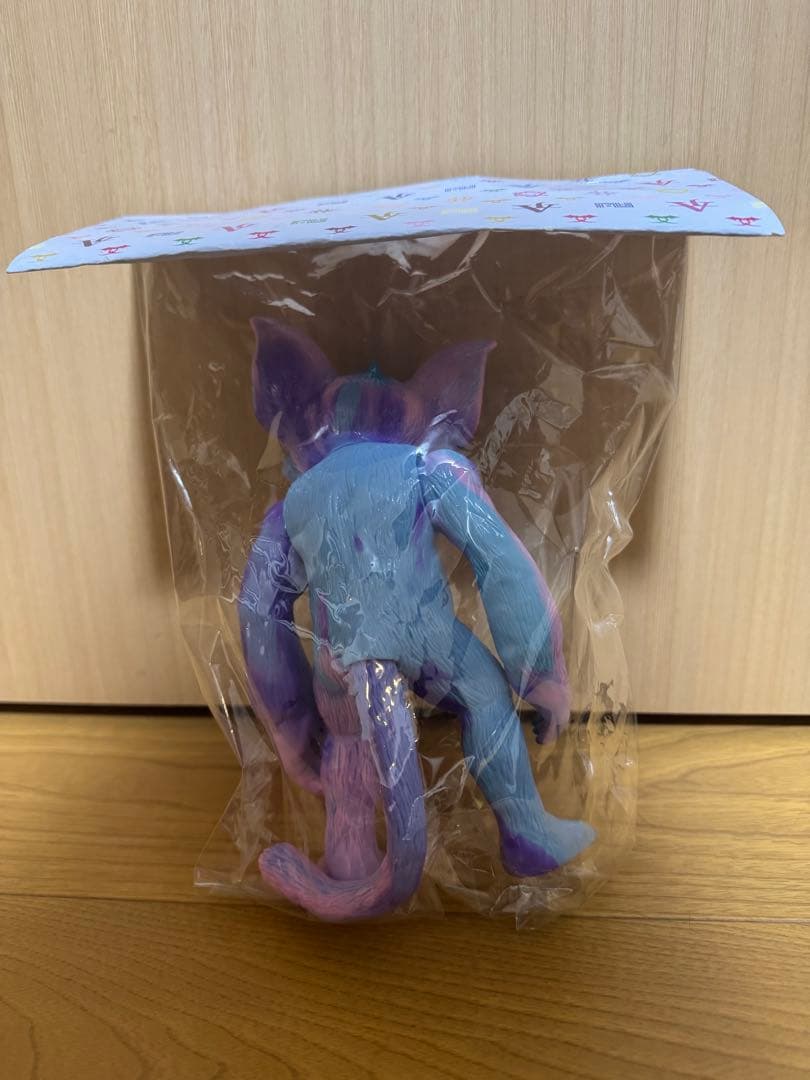 バイオレントキャット　アートジャンキー