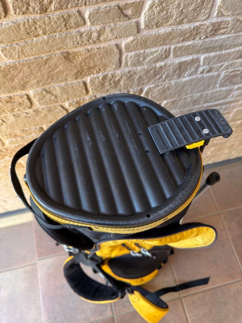 希少　タイトリスト スタンド式キャディバッグ リュック フード付 軽量 機能性◯