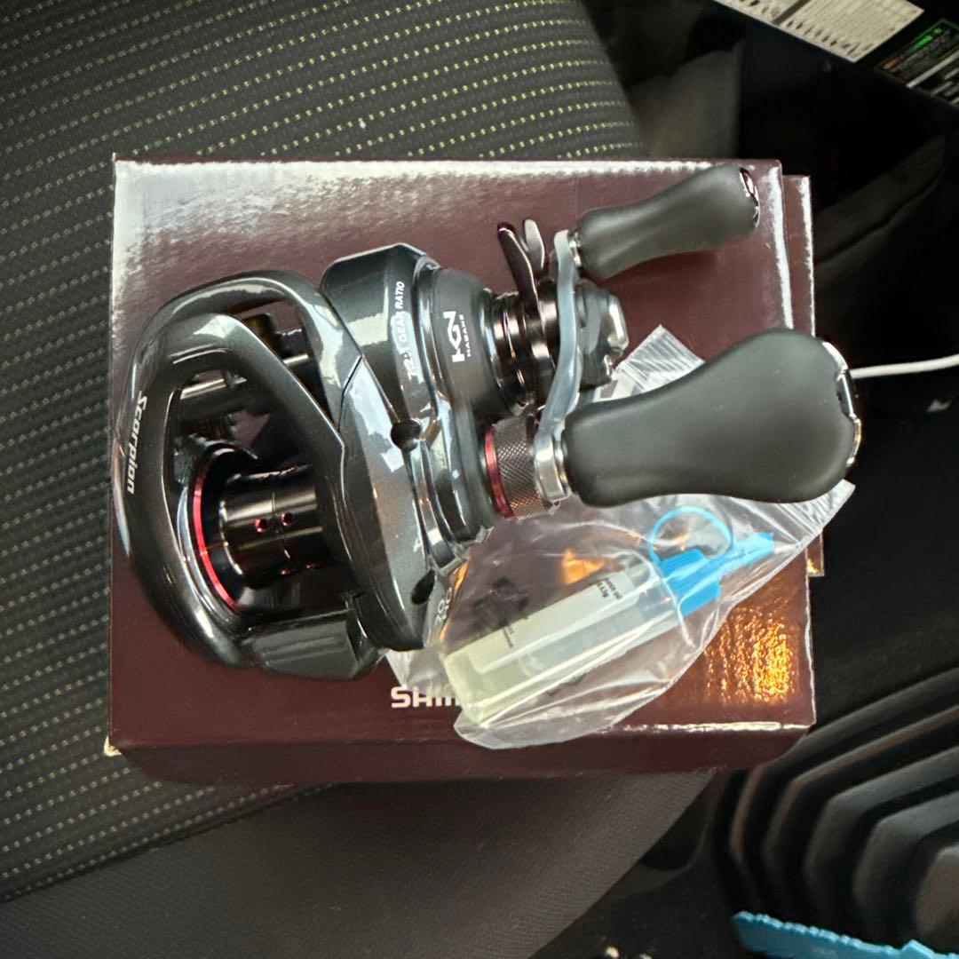 シマノ Scorpion 70HG ベイトリール