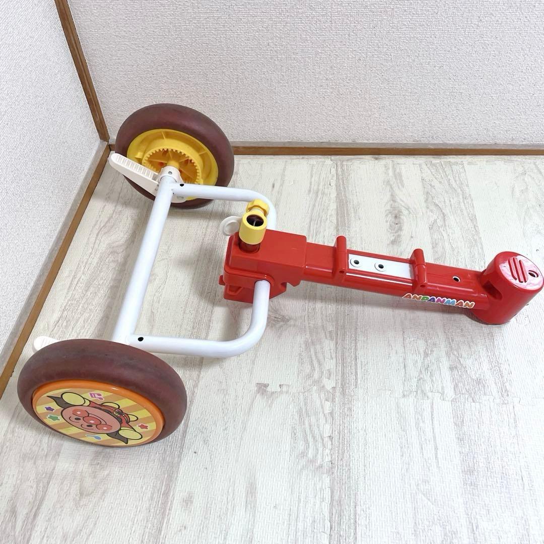 美品 エム・アンド・エム おでかけ三輪車 わくわくアンパンマンごうピースII