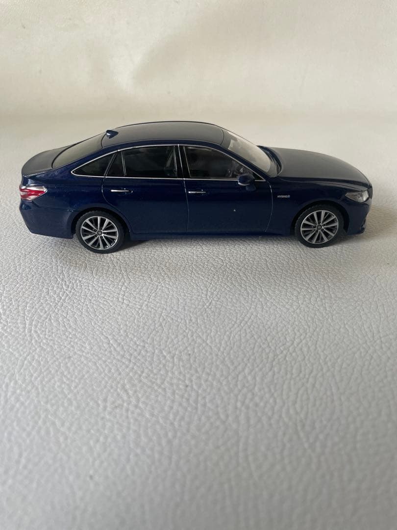 トヨタ クラウン ハイブリッド S220系 ⑦ 8S6 ダークブルーマイカ 箱無