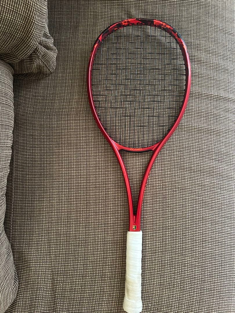 ヨネックスジオブレイク70Vタンゴレッド