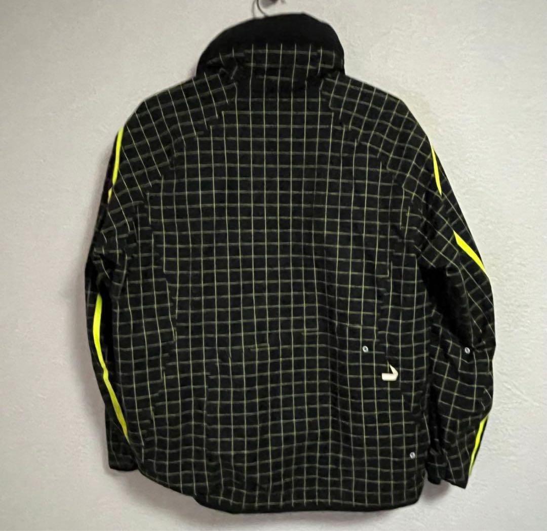 デサント　DESCENTE スノボー　スノボウェア　スキーウェア