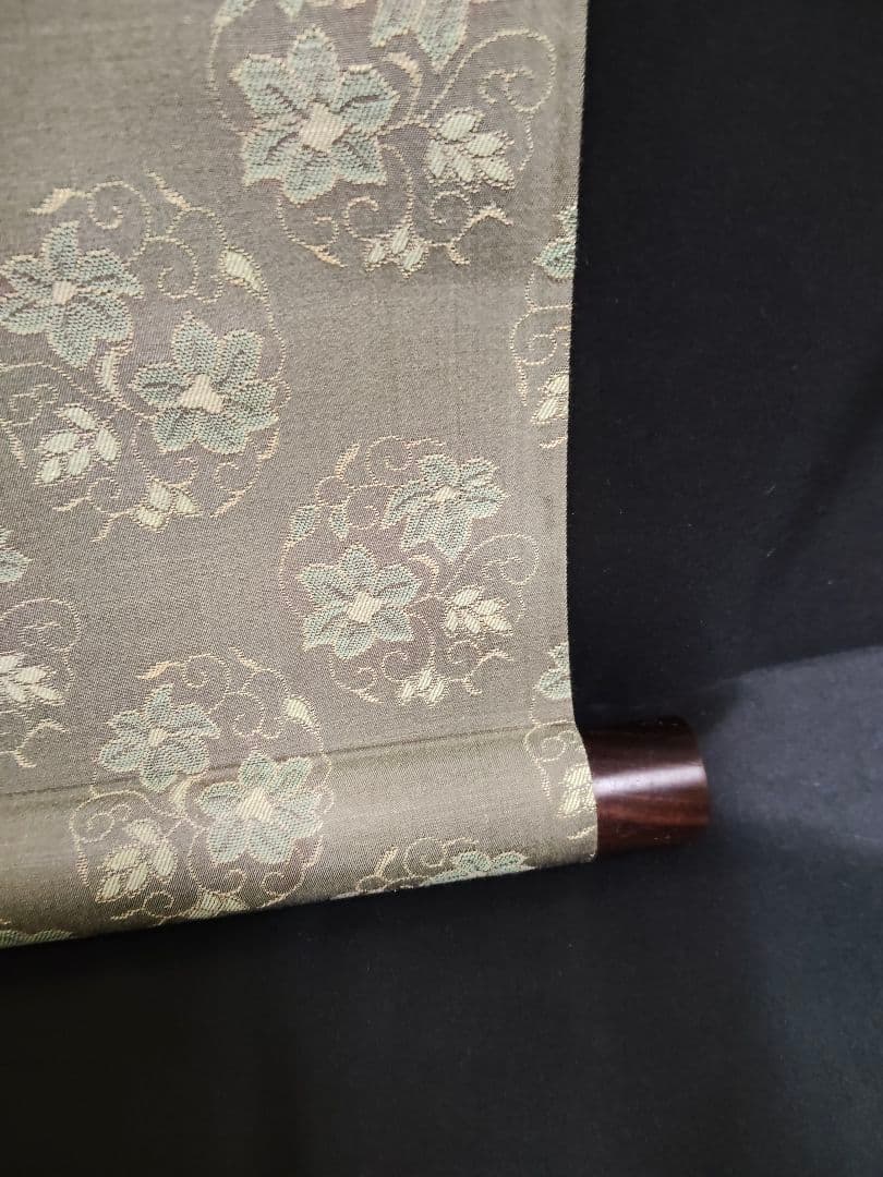 掛軸 絹本 複製工芸画 美人画 桐箱付 伝・葛飾北斎筆