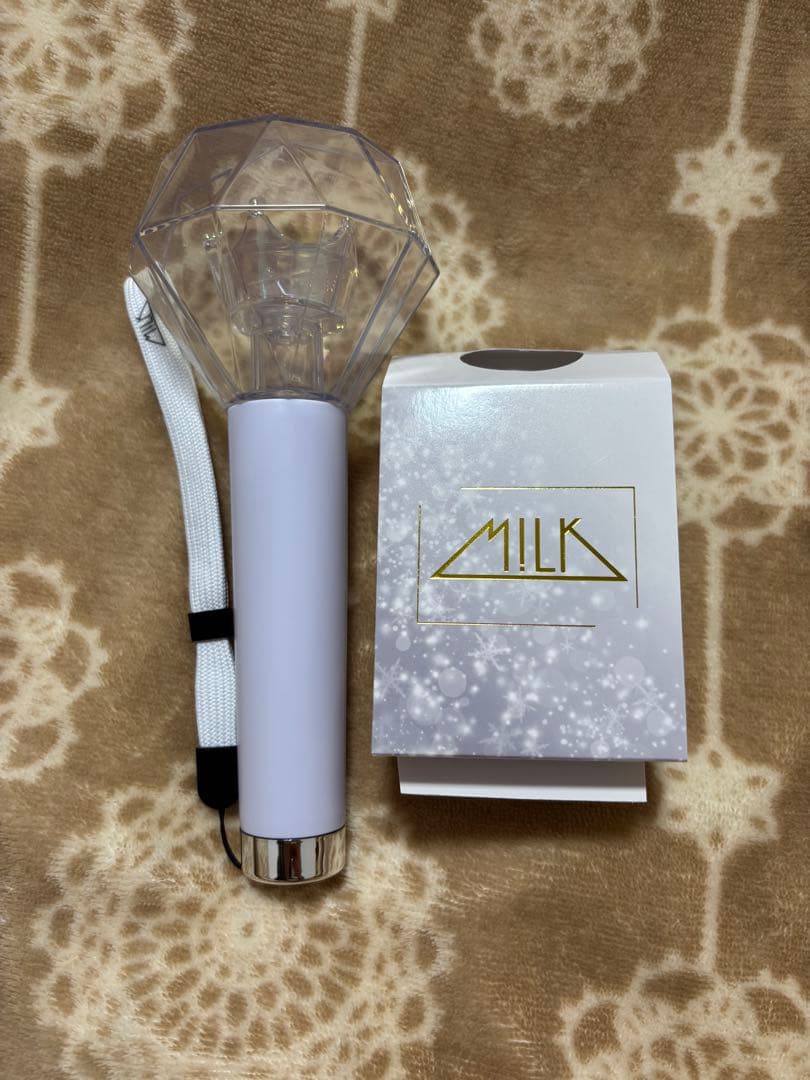 M!LK ミルクラスタル2 ペンライト