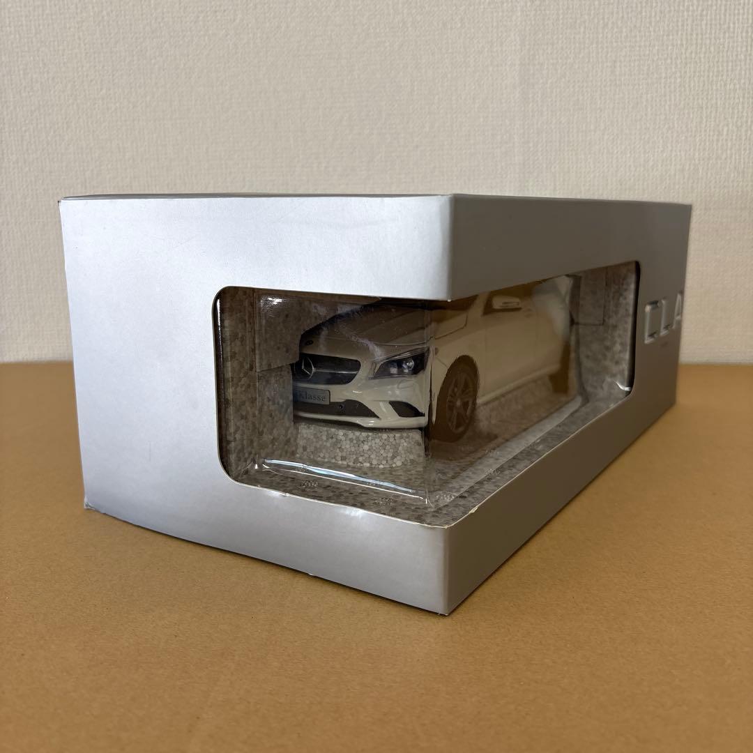 Mercedes Benz メルセデスベンツ CLA-CLASS 1/18
