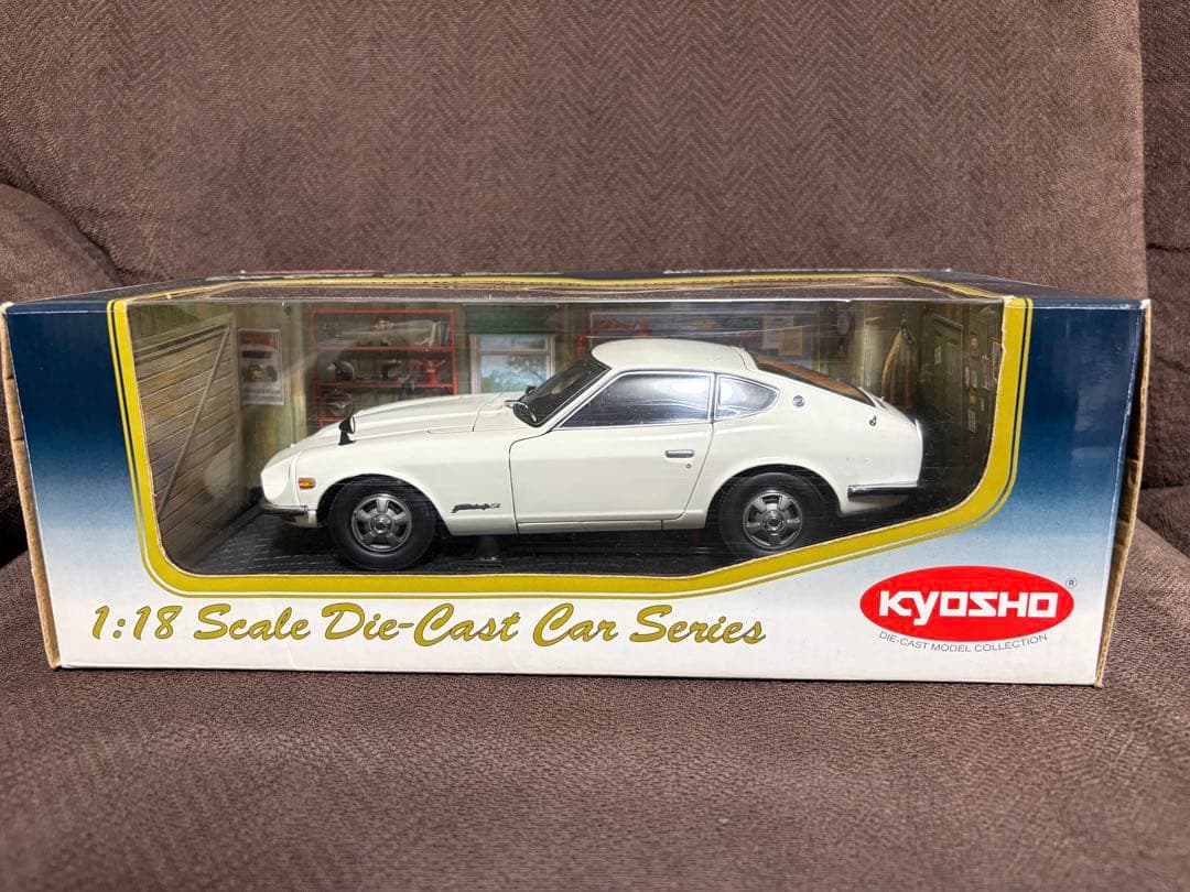 京商 NISSAN FAIRLADY Z-L ミニカー1/18