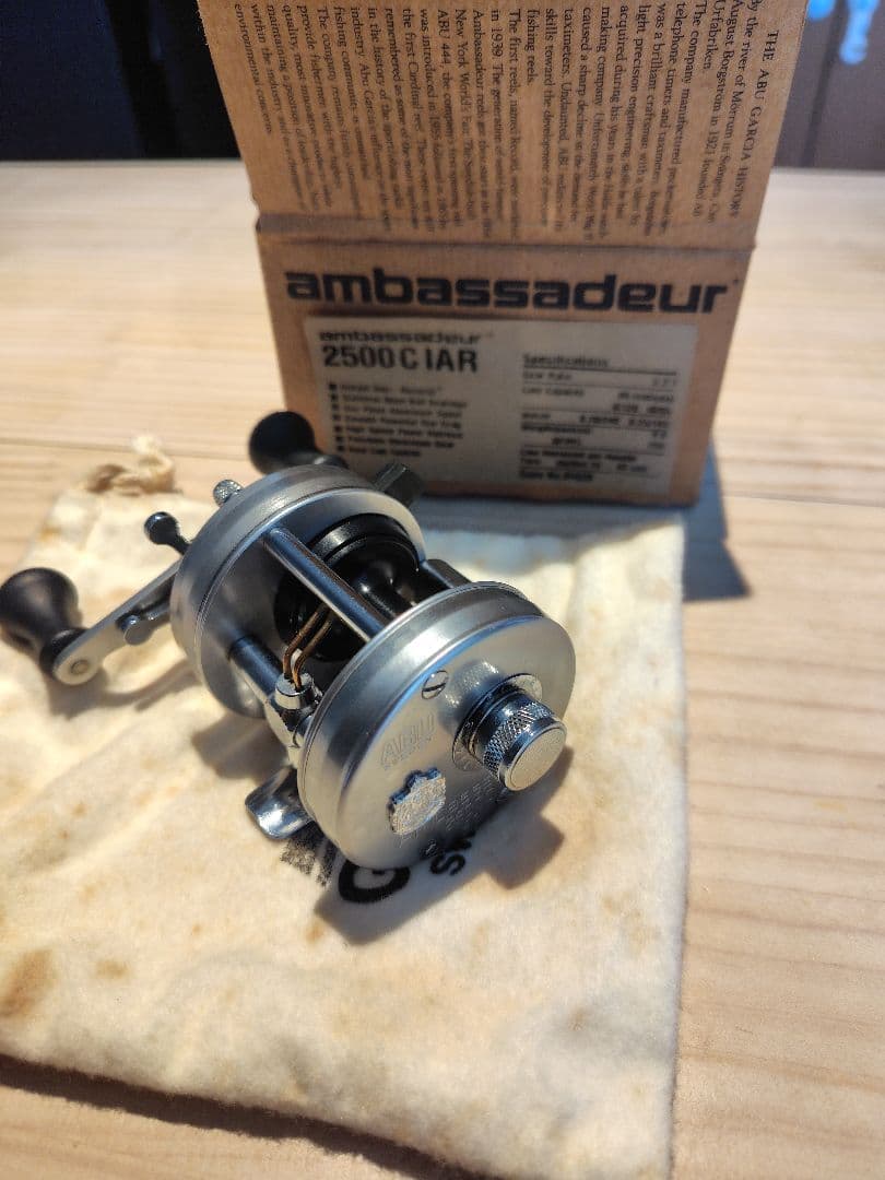アンバサダー ambassadeur 2500C IAR ベイトリール