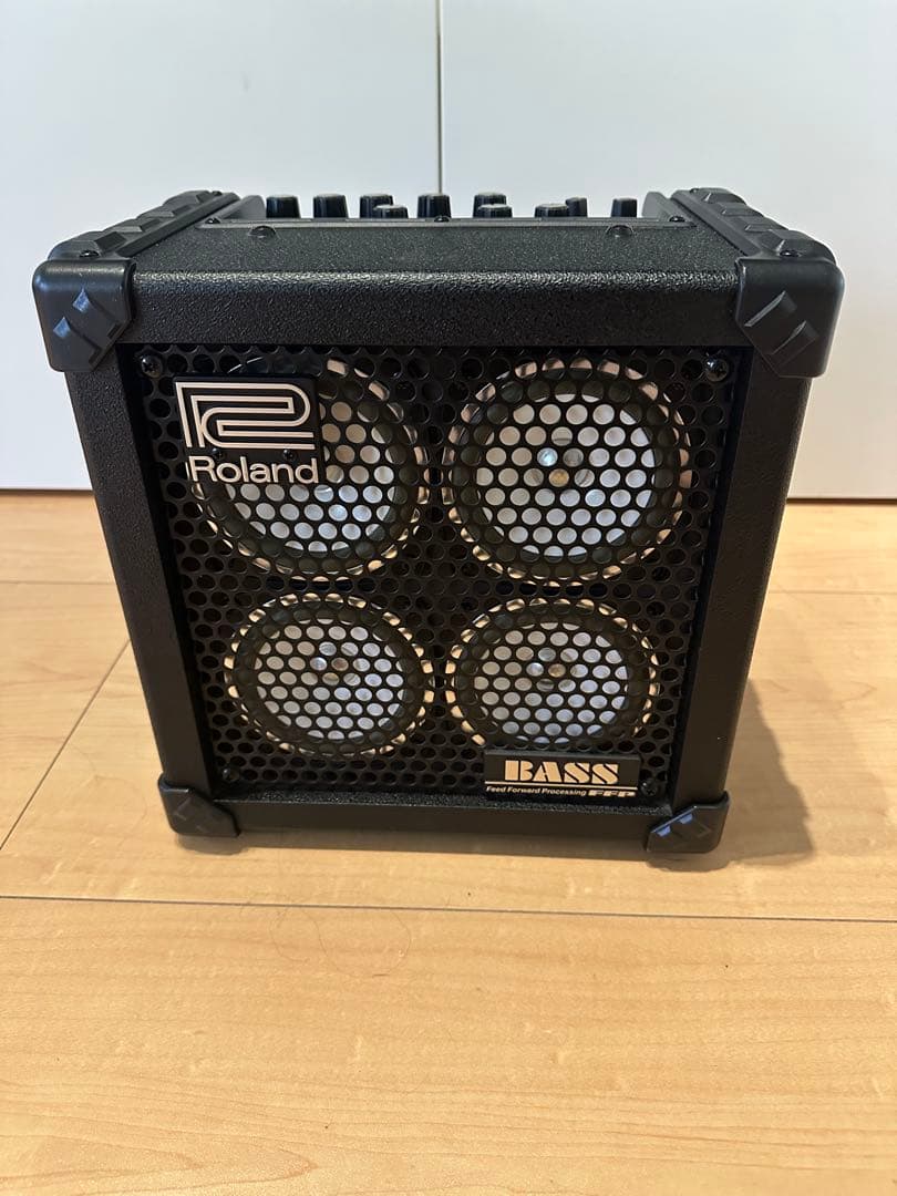 Roland BASS ベース用アンプ