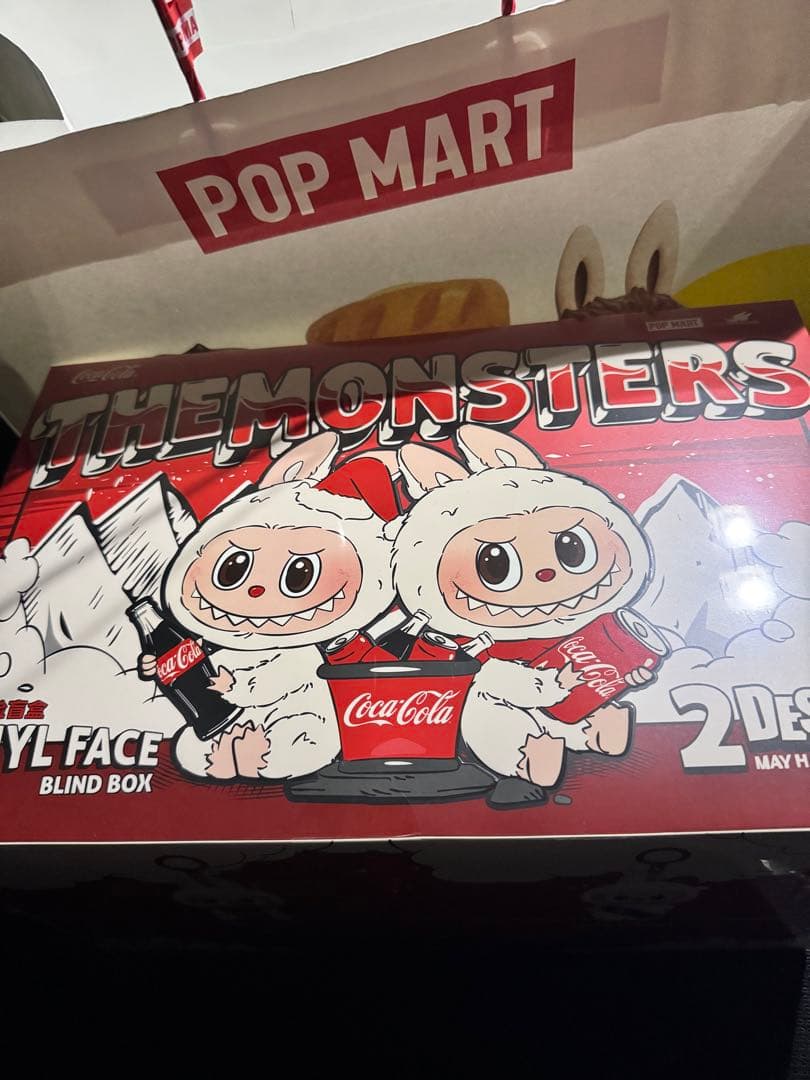 新品未開封 THE MONSTERS コカ・コーラシリーズ ぬいぐるみペンダント