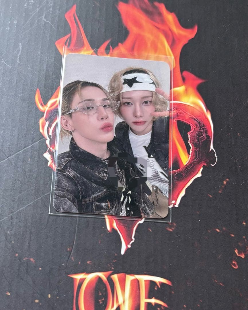 XLOV ウムティ ルイ トレカ