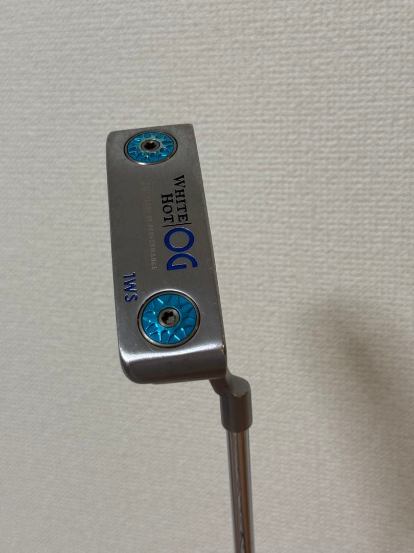 ホワイトホット パター