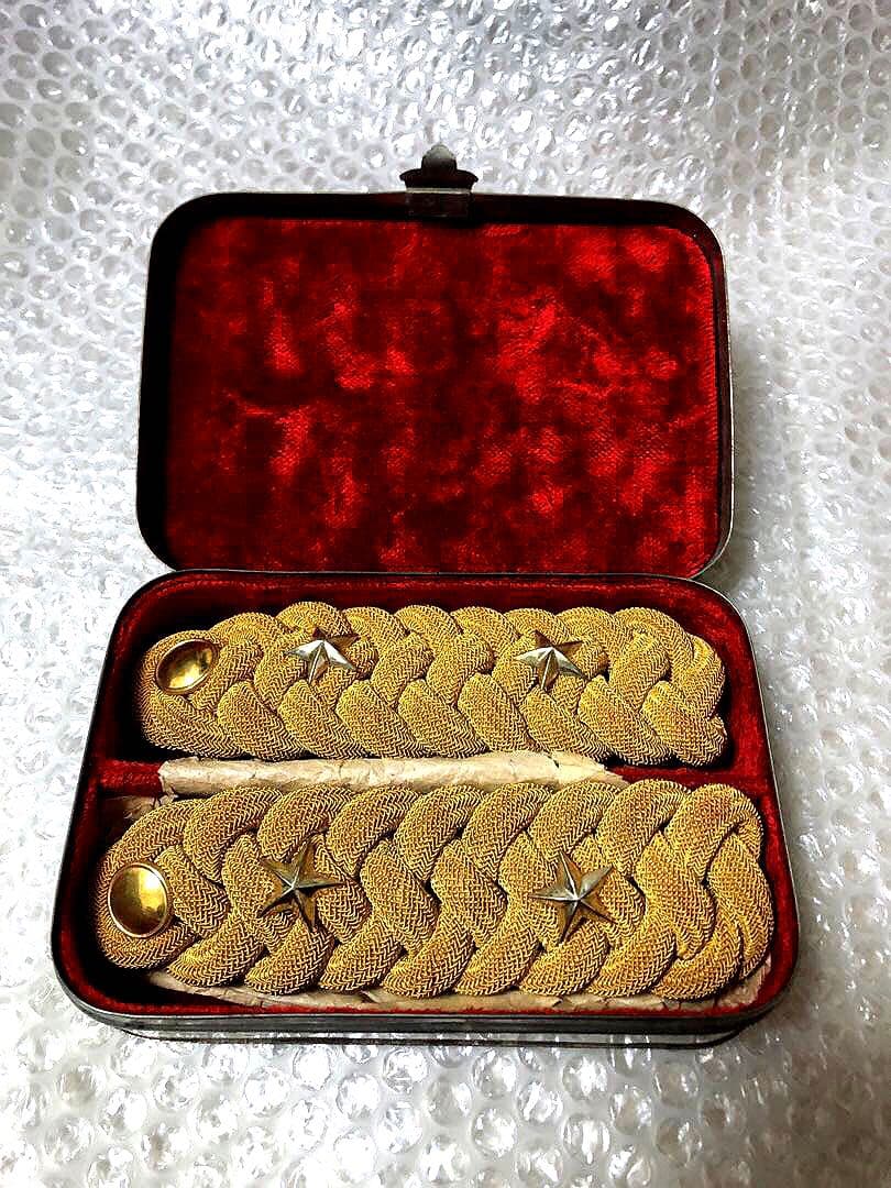 アンティーク 骨董品 コレクション 階級章 メダル 勲章 日本軍 大日本帝国