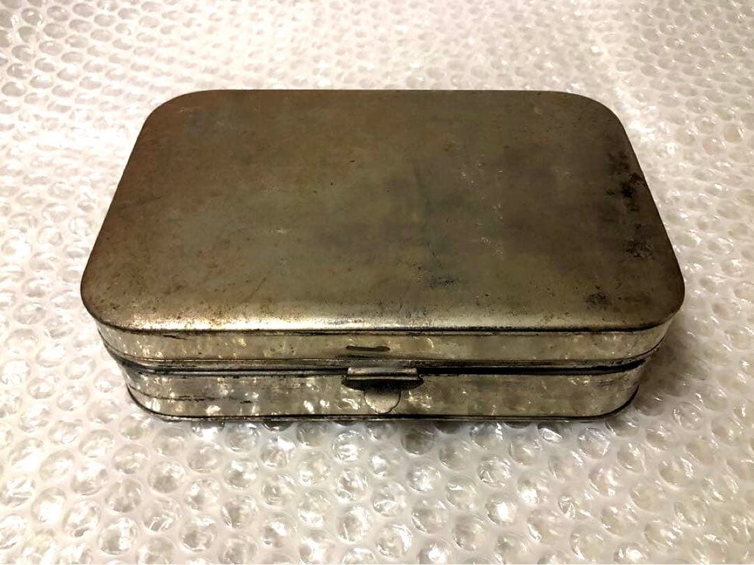 アンティーク 骨董品 コレクション 階級章 メダル 勲章 日本軍 大日本帝国