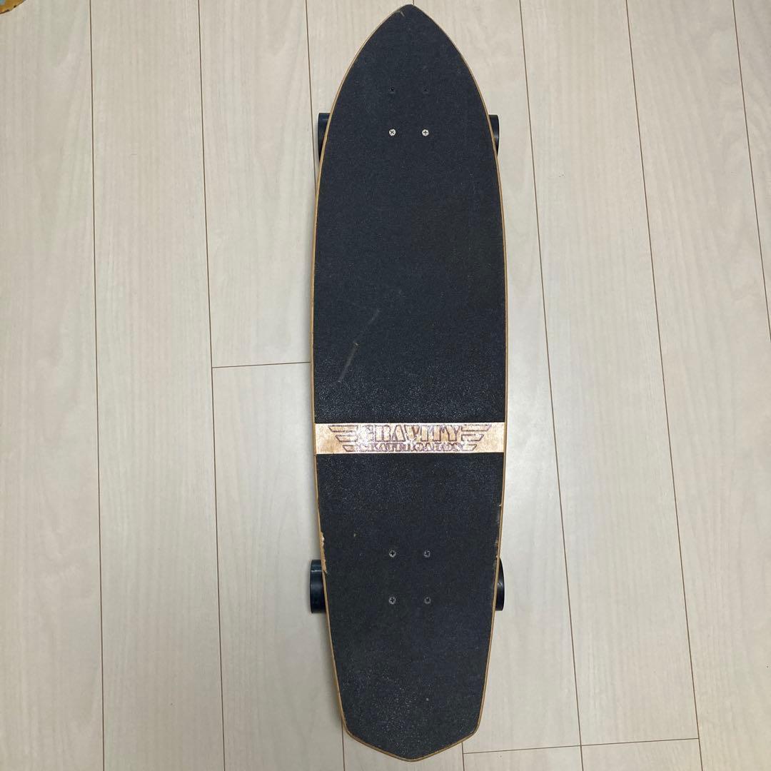 送料込　中古　gravity サーフスケート　スケートボード　スケボー