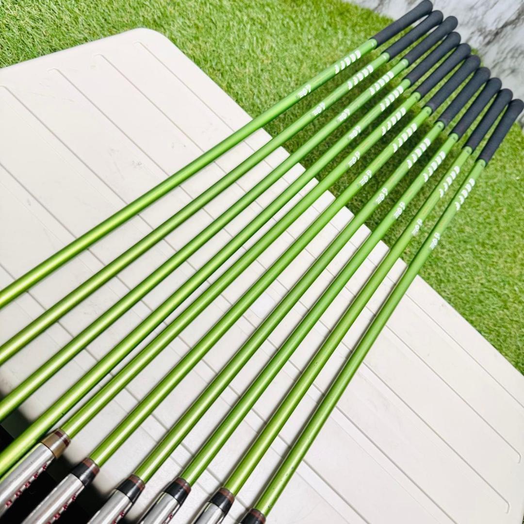 【良品】グローブライド オノフ 2006 レディースゴルフセット 10本 L