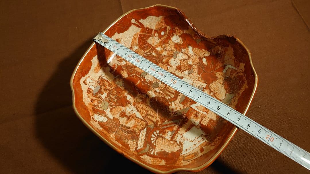 古九谷　九谷焼　飯田屋　宮本窯　赤絵　台角鉢　蔵出し　１客