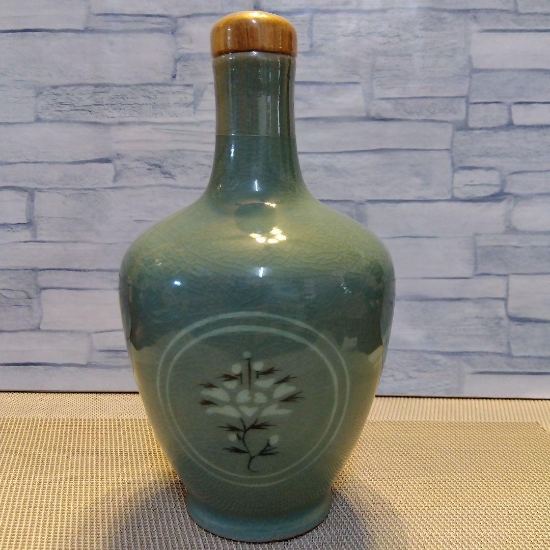 ★ 象嵌ボトル(特選ブレンド) 高麗青磁　雲鶴草華文様　陶器ボトル / ニッカ