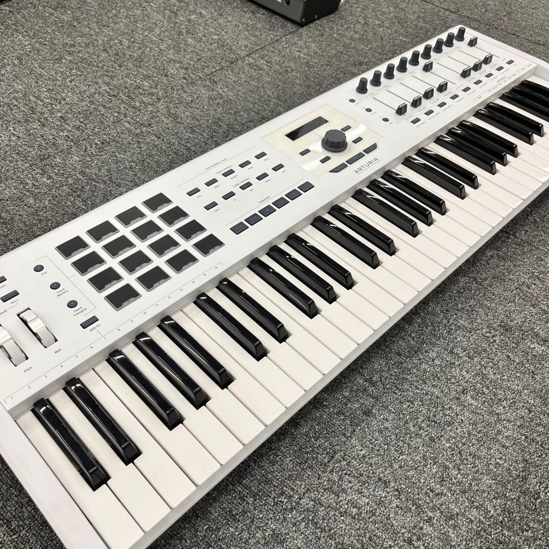 【11020】ARTURIA KEYLAB61 mkII MIDIキーボード