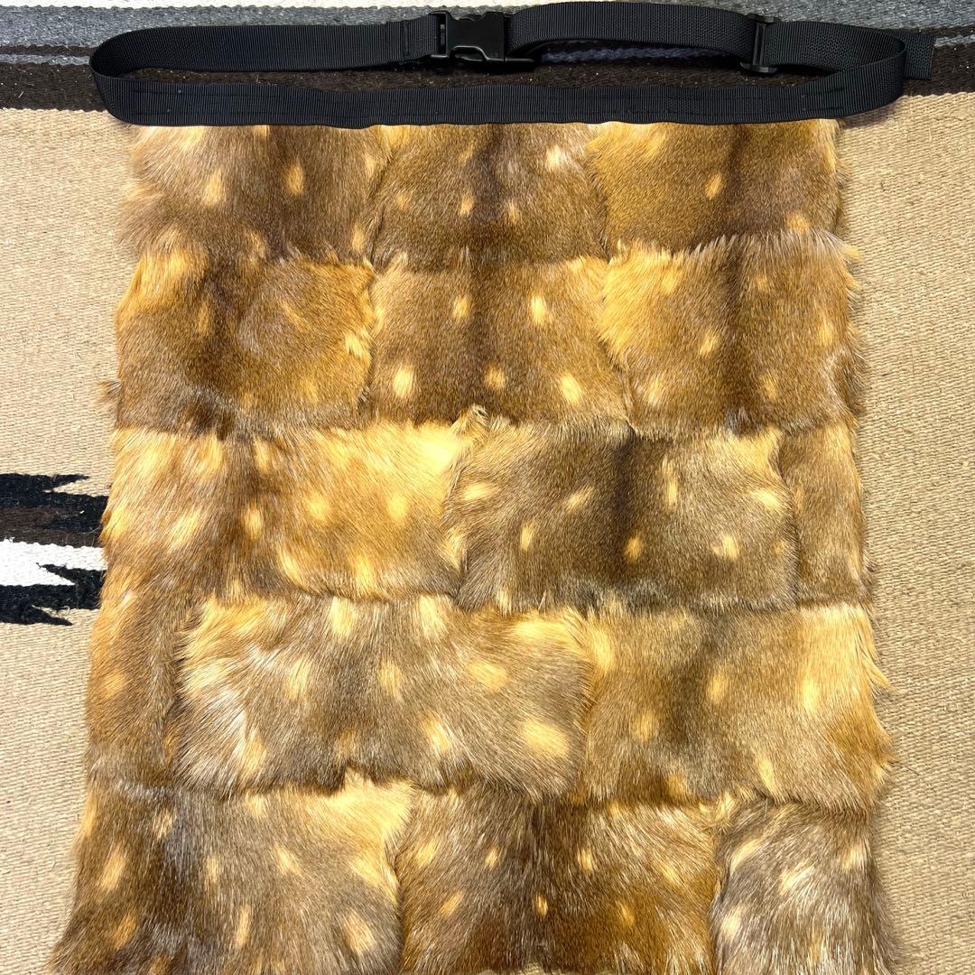 【裏地付】　ホエジカ尻あて　腰皮　鹿毛皮敷物　　スキー　登山　山菜　釣り　マタギ
