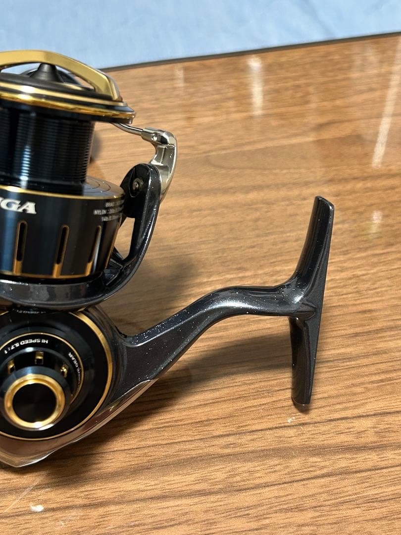 値下げ 新品未使用 DAIWA 23 SALTIGA 4000H