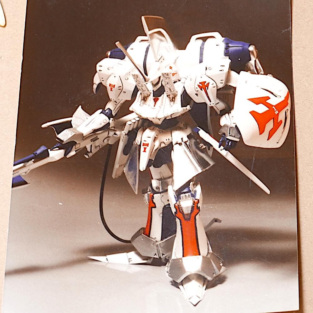 ファイブスター物語　ボークス 1/100 レッド・ミラージュ ブラッディクロス