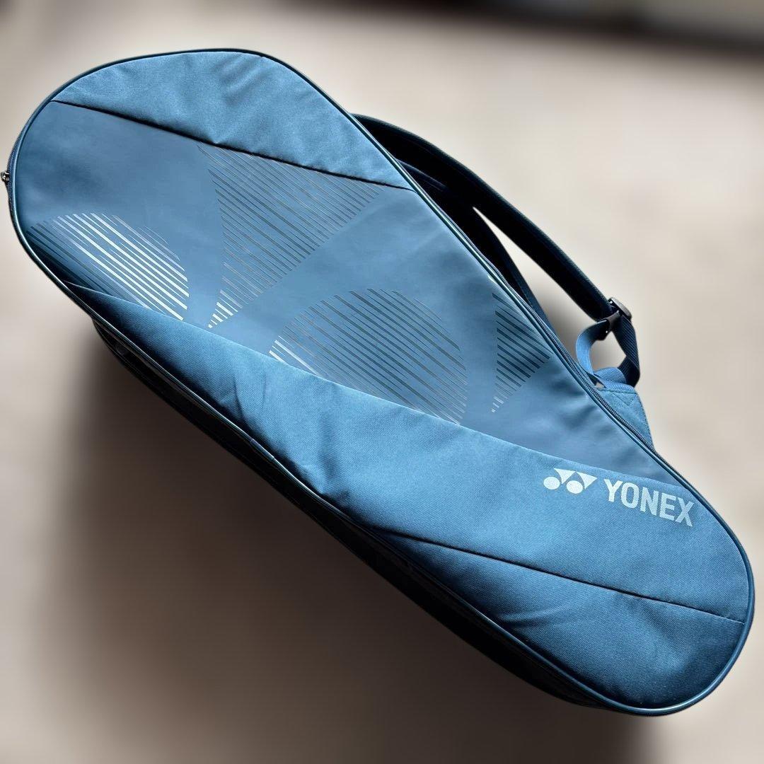 *ラッキーオールドバムさん専用*YONEXラケットバッグ6 パーセプト100D