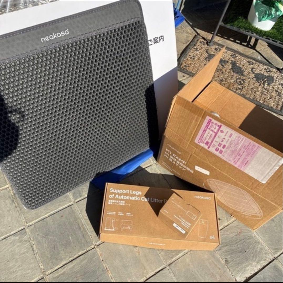 neakasa ネアカサ　全自動猫トイレ