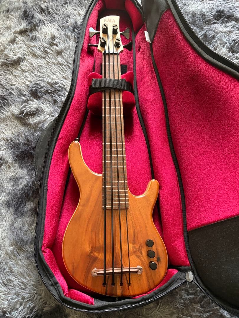 ベース KALA California U-BASS Hawaiian Fretless
