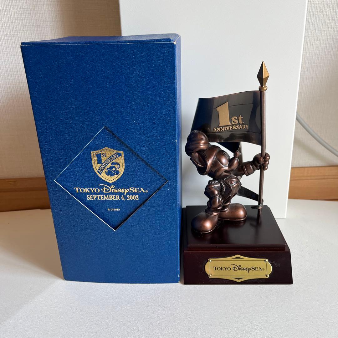 【値下げ】東京ディズニーシー1st.アニバーサリーミッキーブロンズフィギュア